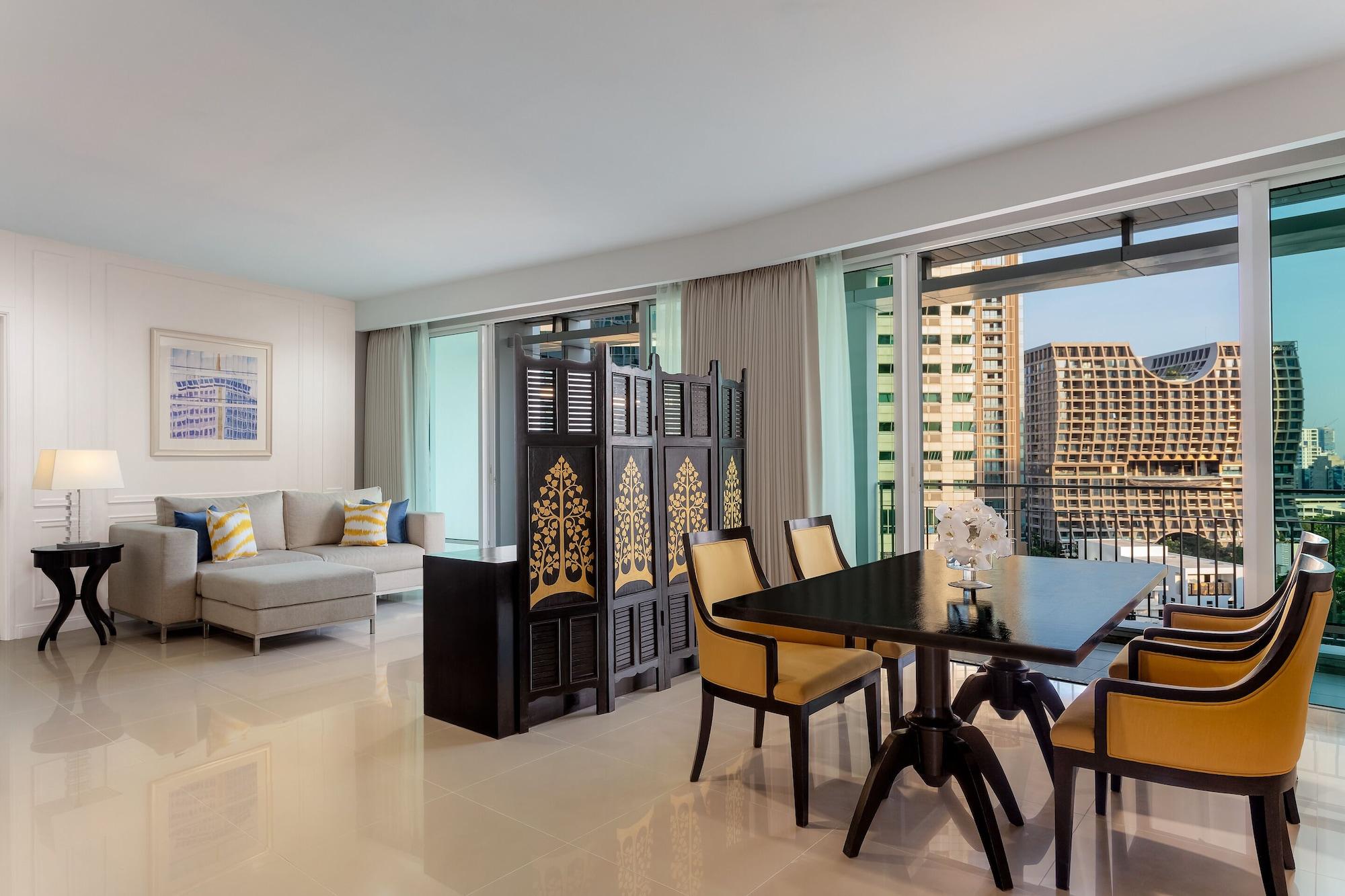 Dusit Suites Hotel Ratchadamri, Bangkok Extérieur photo A suite at the hotel