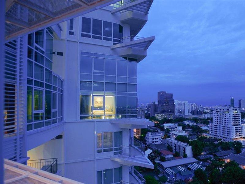 Dusit Suites Hotel Ratchadamri, Bangkok Extérieur photo The 101 condominium